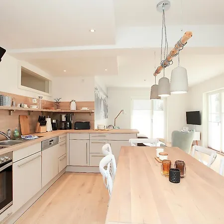 Kleine Robbe Whg1 * Wustrow (Fischland)